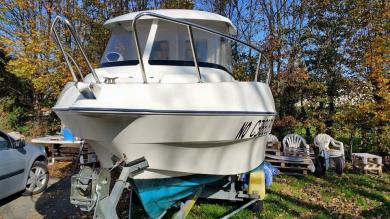 Quiksilver 500 pilothouse