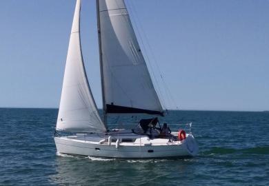 SUN ODYSSEY 32i Driveur Lest