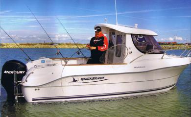 QUICKSILVER 640 PILOTHOUSE